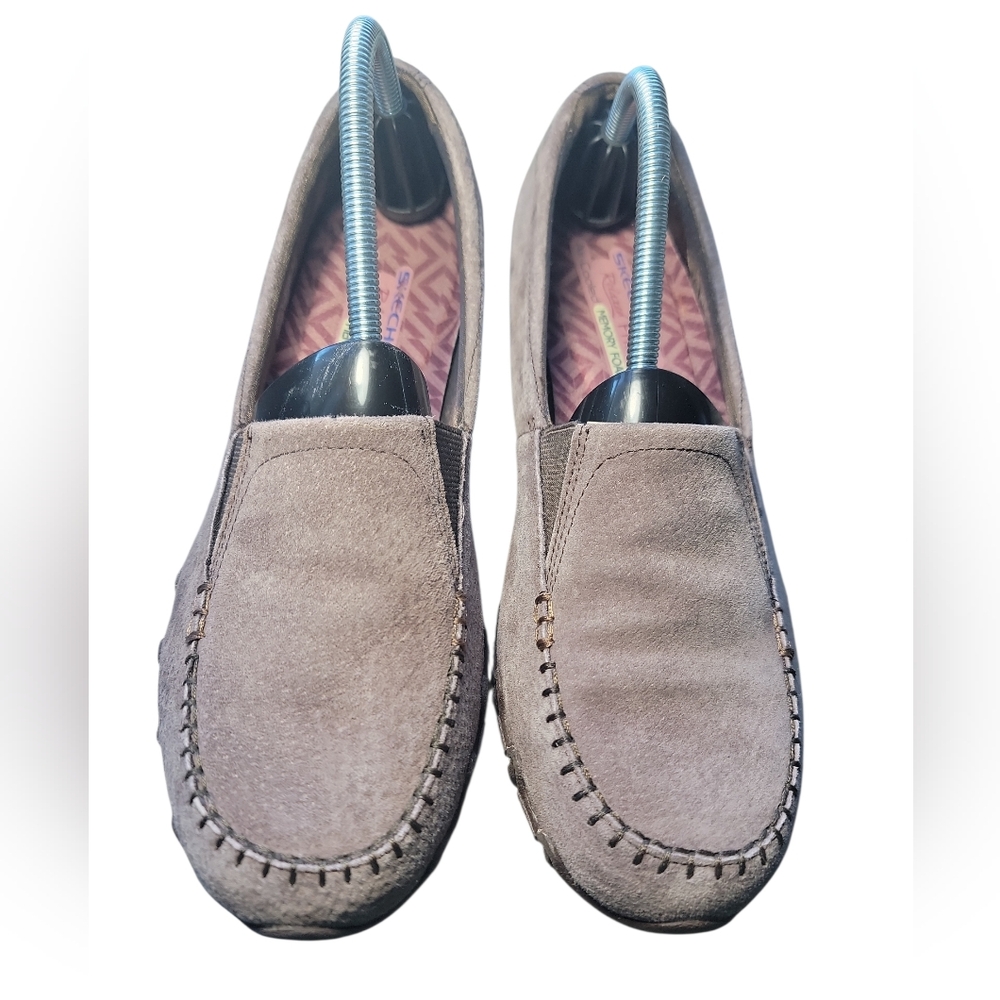 Skechers Women's Brown Suede Slip-on Memory Foam Size 11